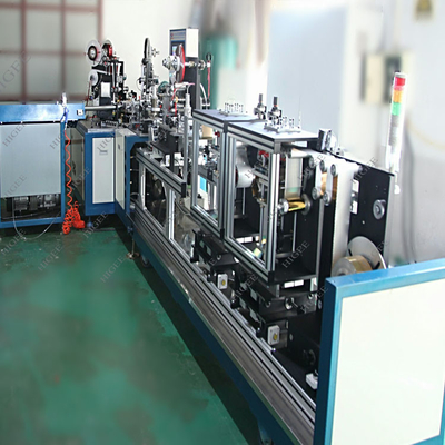 Porcellana Cappuccio di plastica automatico pieno della macchina della capsula del vino degli strizzacervelli del PVC che forma certificazione del CE fornitore
